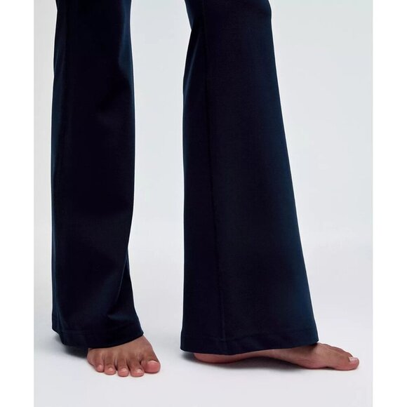 Groove Nulu Super-High-Rise Flared Pant 32.5" - True Navy - Picture 5 of 6